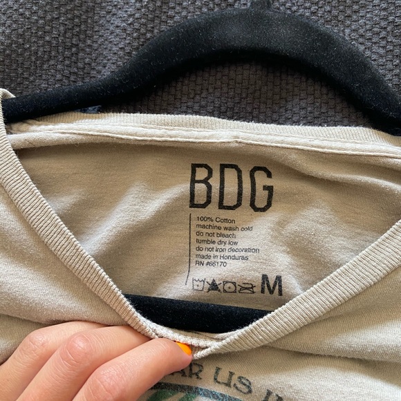 graphic tee urban - Picture 2 of 4